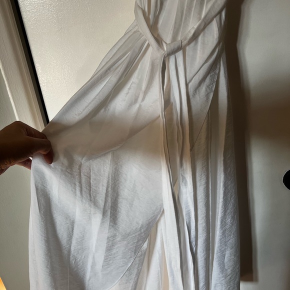 Brand new Vince white dress size small/ medium - Picture 4 of 4